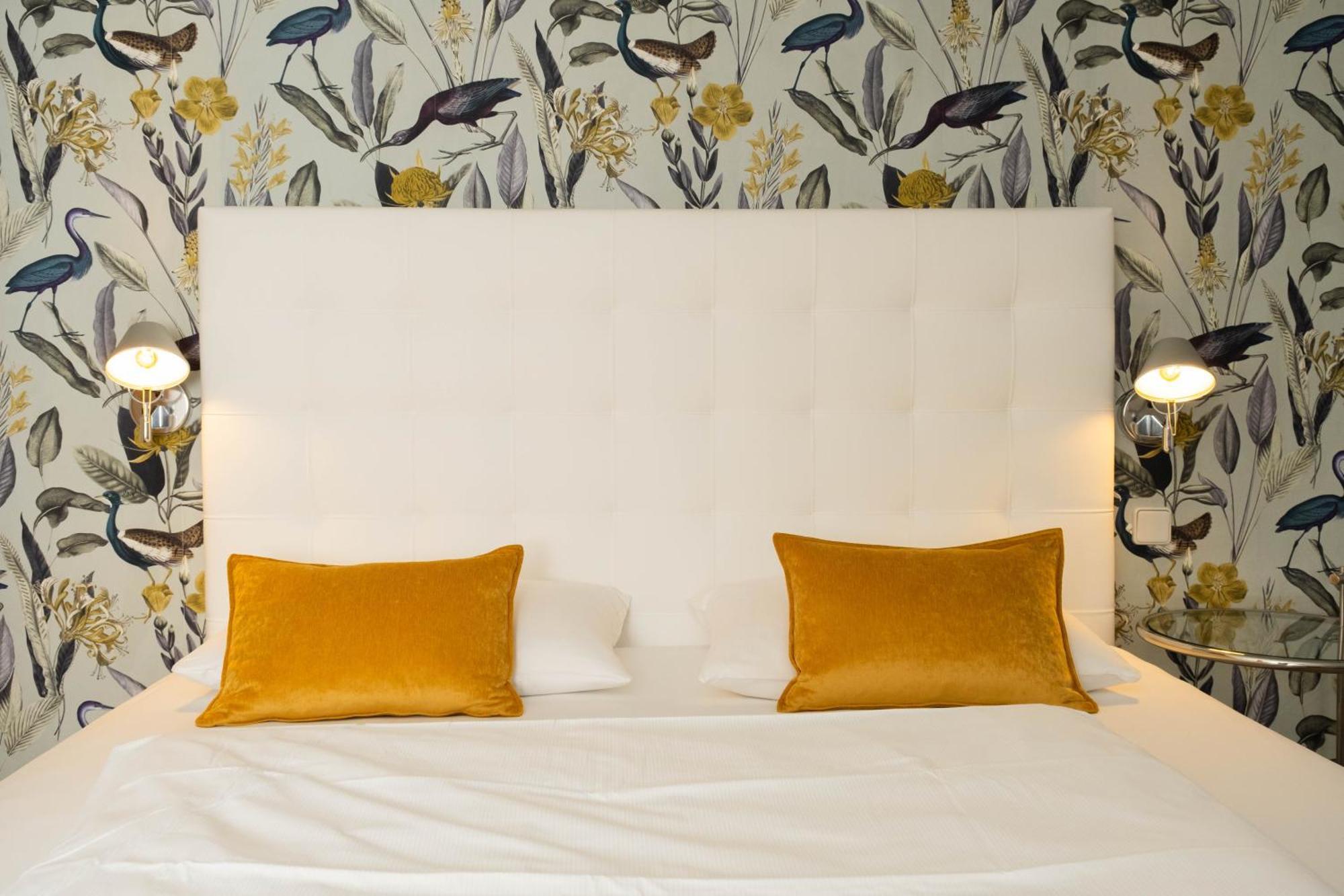 Hotel Ottheinrich ไวน์ไฮม์ ภายนอก รูปภาพ