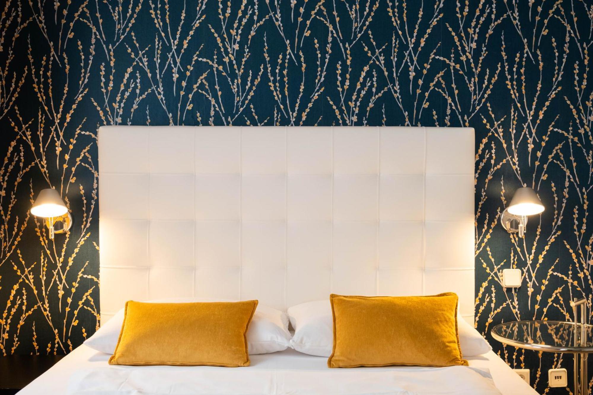 Hotel Ottheinrich ไวน์ไฮม์ ภายนอก รูปภาพ